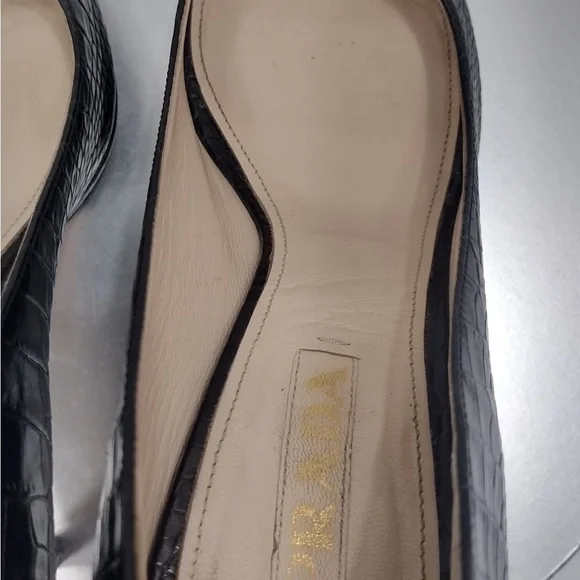 Prada Black Peep-Toe Heels size 9 pre owned good condition - Picture 6 of 15